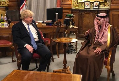 جونسون: الكل يتفهم سعي السعودية لحماية حدودها