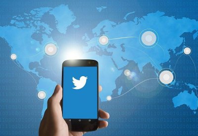 "تويتر" يشمل أكبر كم من الأخبار الكاذبة
