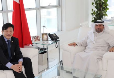 الرئيس التنفيذي للمجلس الأعلى للبيئة يستقبل السفير الكوري لدى المملكة