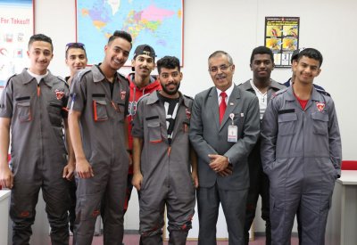 "باس" تستقبل مجموعتين طلابيتين لتعريفهما بالفرص الوظيفية ومتطلبات سوق العمل