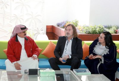 الملك يستقبل الرسام الروسي نيكاس سفارنوف