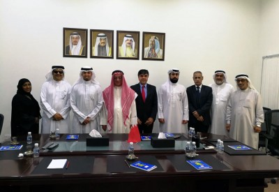 وفد من اللجنة الأولمبية البحرينية يزور اتحاد السلة 