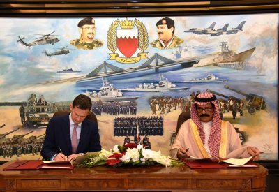 وزير شؤون الدفاع يترأس ختام جلسات أعمال اجتماع اللجنة البحرينية البريطانية العسكرية