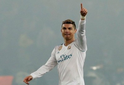 رونالدو: لا يمكن مقارنة أي لاعب بي