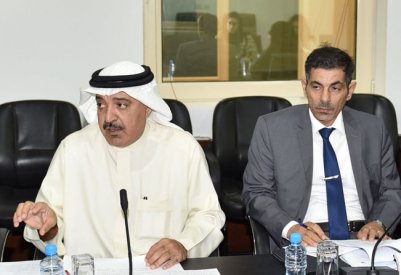 الماضي : الضمان الصحي بلا رسوم وخصخصة الصيدليات الحكومية