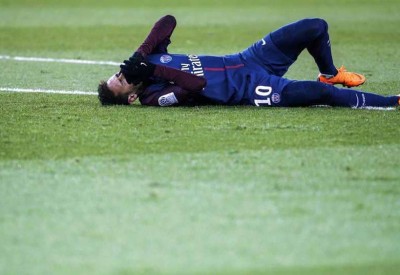 طبيب المنتخب البرازيلي يكشف حالة نيمار