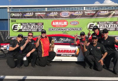 فريق "بحرين ون" يتصدر بطولة العالم NHRA للسيارات بفوزه في جولتها الأولى بولاية فلوريدا الأمريكية