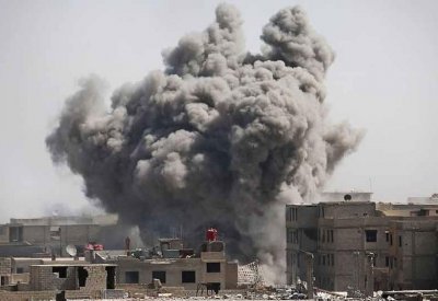 مقتل عشرات المدنيين حرقا بأحد ملاجئ غوطة دمشق
