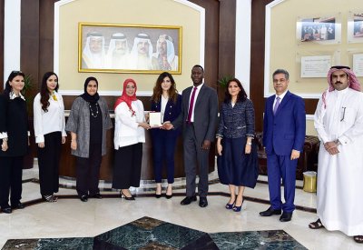 "المرأة والطفل" تستقبل وفدًا من طلبة جامعة جون هوبكنز