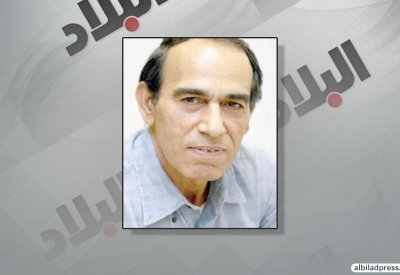 الشاعر العراقي فاضل السلطاني في ضيافة بيت الزايد لتراث البحرين الصحفي
