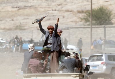 قيادات حوثية تتصارع.. وسقوط قتلى وجرحى