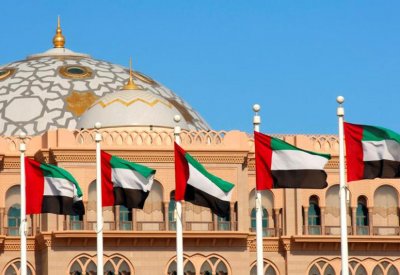 تضخم الإمارات يتراجع في فبراير بعد قفزة بفعل ضريبة القيمة المضافة