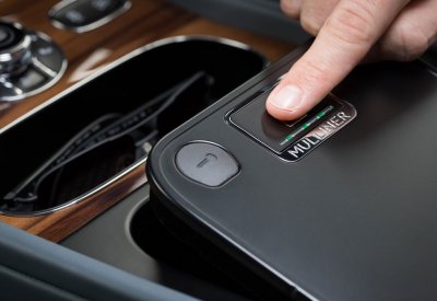 Bentley تطرح ميّزة التخزين البيومتري الآمن في Bentayga