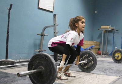 النجمة البحرينية شريف تشارك بآسيوية أوزباكستان لرفع الأثقال