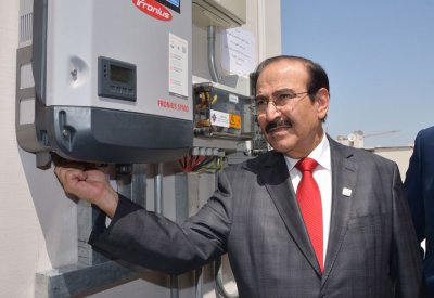 ميرزا: توصيل أول دفعة من البيوت التي تنتج الكهرباء من أنظمة الطاقة الشمسية بشبكة الكهرباء الحكومية