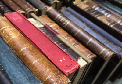 "كتاب بدرهم" مبادرة للتشجيع على القراءة في الإمارات