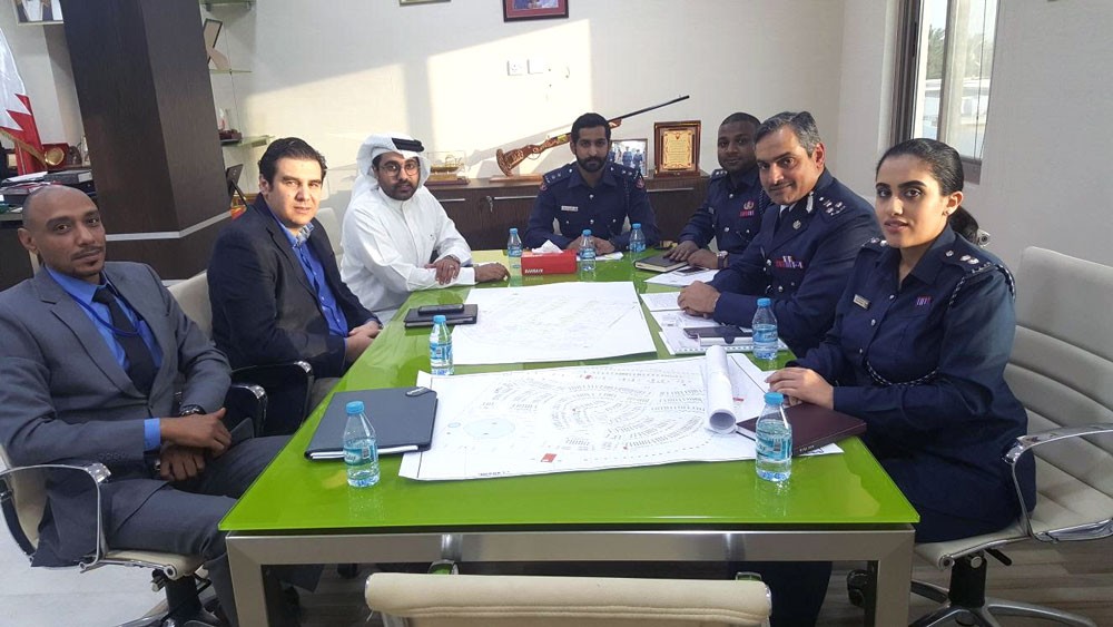 مدير شرطة المحرق يجتمع مع الرئيس التنفيذي لجزر أمواج