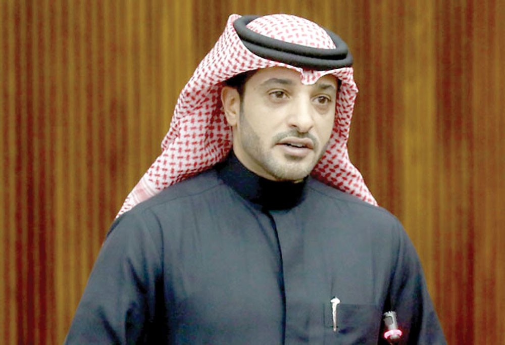 آل رحمة: سيدهس طالب بشارع السهلة إذا لم يوفَّر باص لـ "ابتدائية جدحفص"