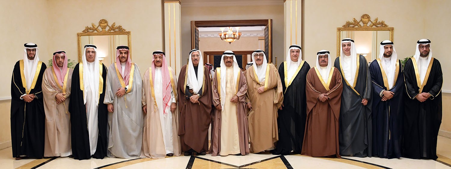 رئيس الوزراء: عائلة كانو تدعم المسيرة التجارية والاقتصادية