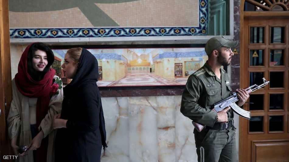 التعذيب بإيران.. تقرير مقلق خرج للضوء رغم محاولات طهران طمسه