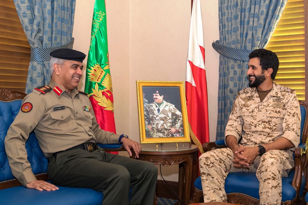 سمو قائد الحرس الملكي يستقبل الملحق العسكري الكويتي‎