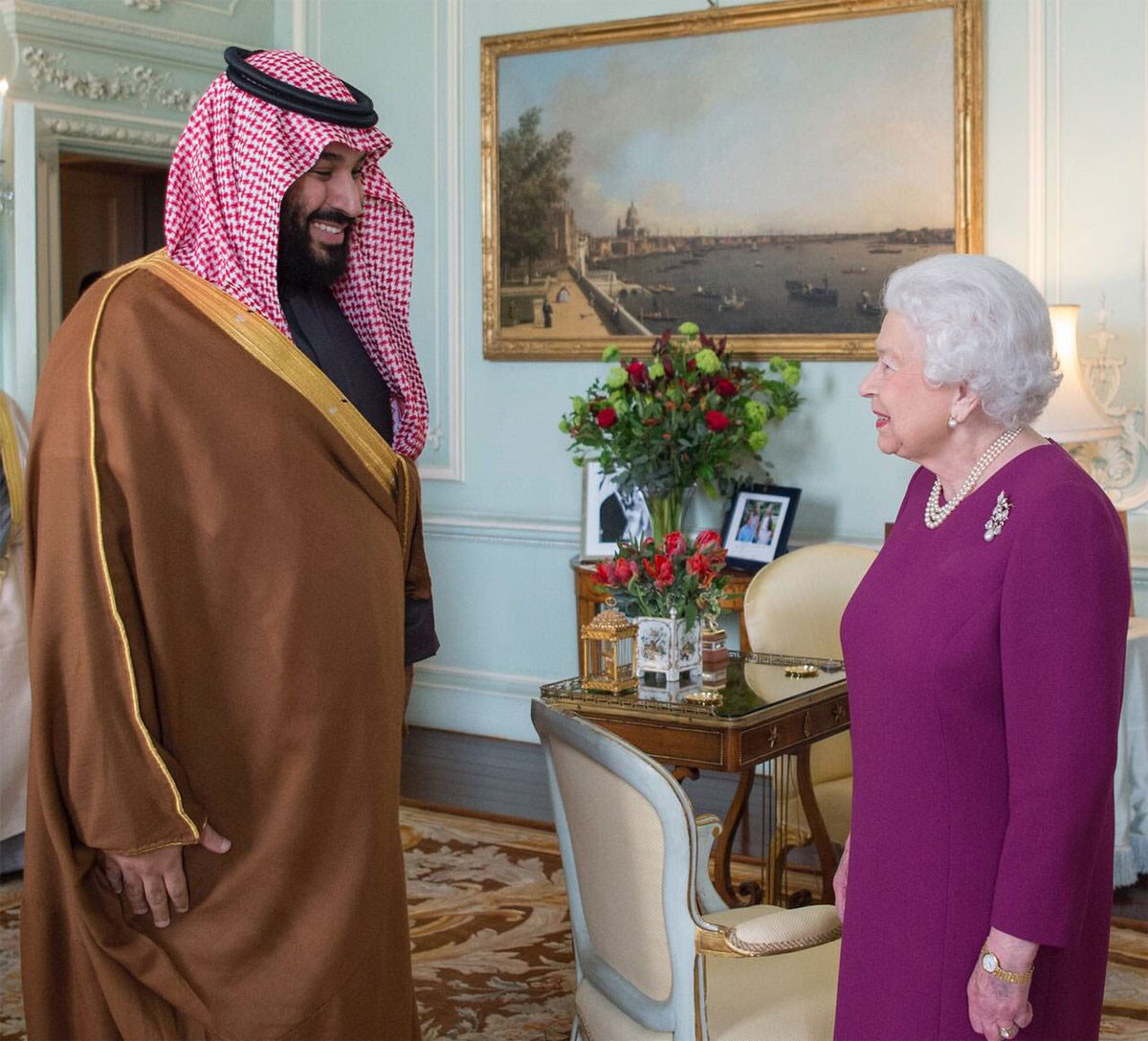 الملكة إليزابيث تستقبل ولي العهد السعودي