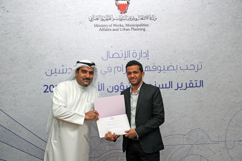 إدارة الاتصال بـ"الأشغال" تكرم الجهود الإعلامية