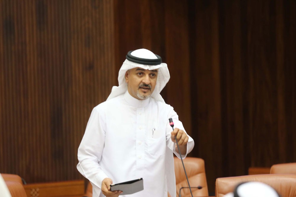 المحفوظ: التأمين والتقاعد يشمل موظفي العقود المؤقتة بالحكومة