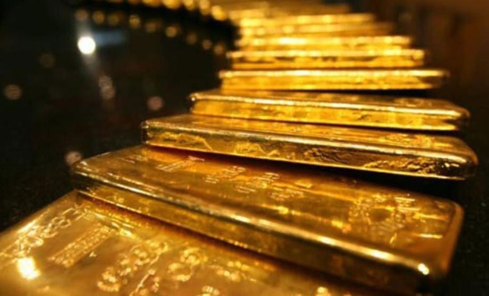الذهب يتحول إلى الصعود مع هبوط الدولار بعد إقالة تيلرسون
