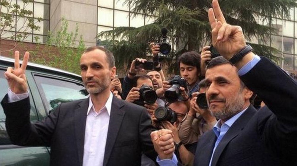 سجن مساعد أحمدي نجاد يكشف تدخل الحرس الثوري بإفريقيا