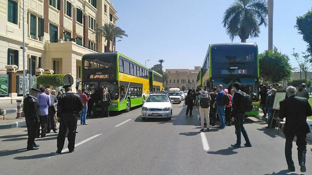 حافلات ذات طابقين في القاهرة لأول مرة