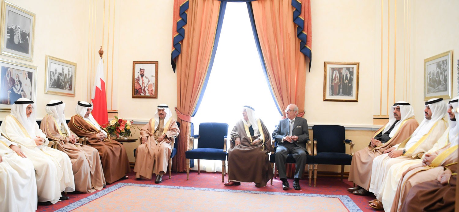 رئيس الوزراء وولي العهد: أهمية المشاريع التي لتعزز مكانة البحرين التجارية والسياحية