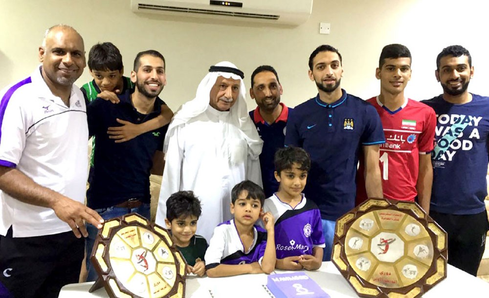 الموت يغيب "عبدالواحد" اقدم مشجعي الكرة الطائرة ونادي داركليب