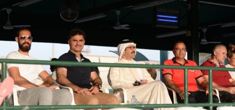 الشيخ عبدالعزيز بن مبارك يشيد ببطولة البحرين الدولية "فيوتشر"
