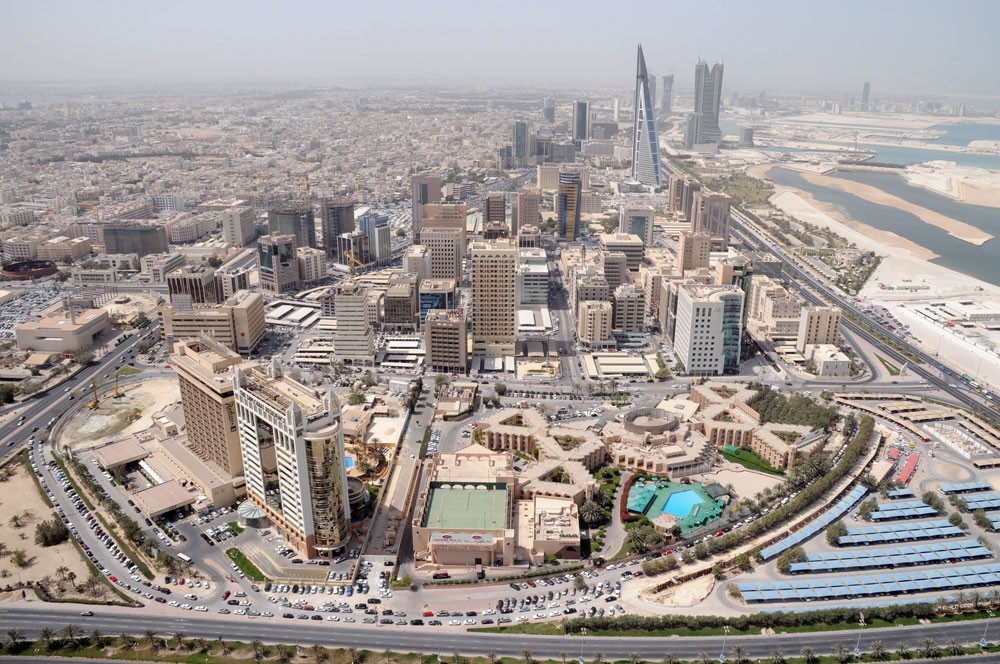 الطقس في مملكة البحرين : معتدل بوجه عام	