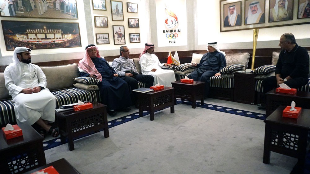 عسكر يستقبل رئيس الاتحاد البحريني للبولينج