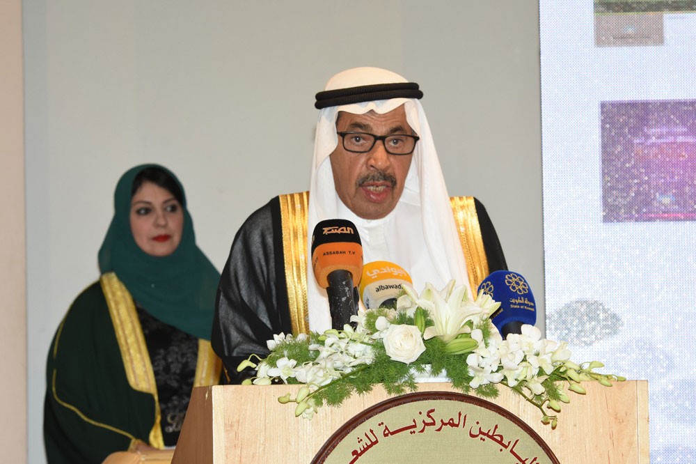 وسام من رئيس البرتغال مارسيلو ريبالو إلى الشاعر عبدالعزيز سعود البابطين