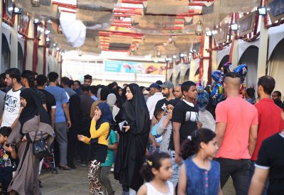 عالم الأسماك وخيمة الألعاب تجذبان زوار معرض "مراعي"
