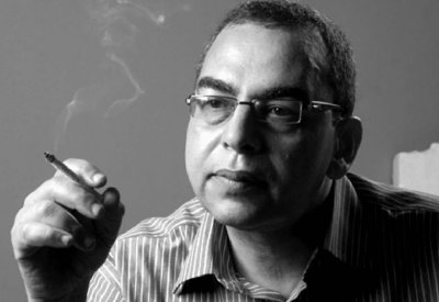 رحيل كاتب الخيال العلمي المصري أحمد خالد توفيق