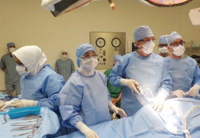 "السلمانية" ينجح في إجراء عمليات معقدة للأطفال
