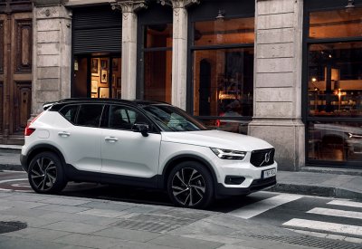 "فولفو XC60" تفوز بلقب سيارة العام 2018