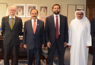 ميرزا يثني على جهود فريق العمل التقرير الوطني للتنمية البشرية