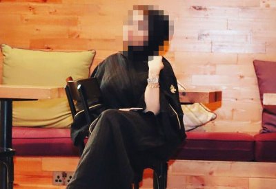 فاشينيستا بحرينية (زعلانة): يستخدمون صوري بدون موافقتي!
