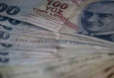 3 عوامل تدفع الليرة التركية للانهيار
