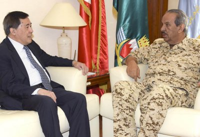  القائد العام يستقبل سفير جمهورية سنغافورة المعتمد لدى المملكة‎ 
