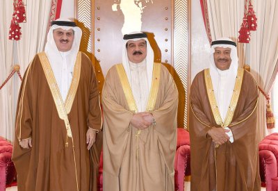  جلالة الملك المفدى يستقبل معالي رئيسي مجلسي النواب والشورى 