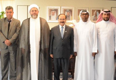 الوزير ميرزا يبحث مع الأوقاف الجعفرية الاستفادة من الطاقة المتجددة في العقارات الوقفية