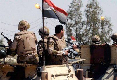 مقتل 8 عسكريين و14 إرهابيا بإحباط هجوم في سيناء