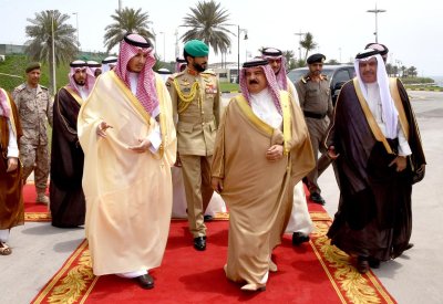 الملك: دور محوري تضطلع به السعودية في دعم العمل العربي