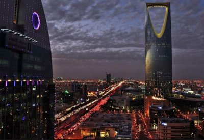 السعودية تستهدف سعرا يصل إلى 100 دولار لبرميل النفط